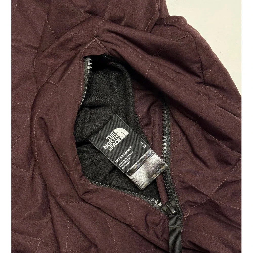 The North Face Jynx Reversible Bomber Jacket Mens XL Maroon Black Quilted Zip